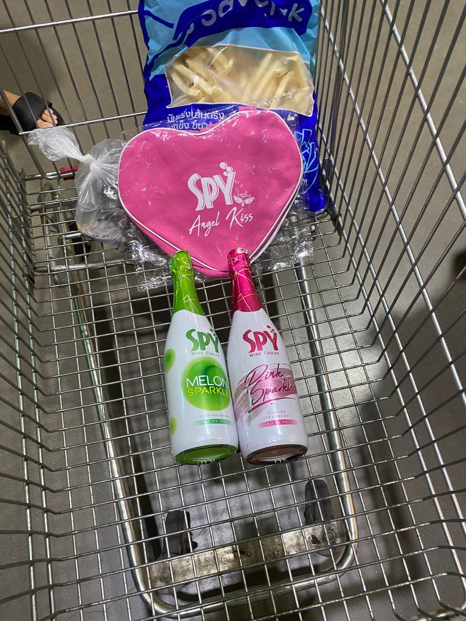 Experience SPY Sparkle: LIVE Testing at Makro on December 23 - Image 9